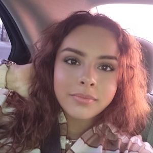 Meet your Posher, Issa